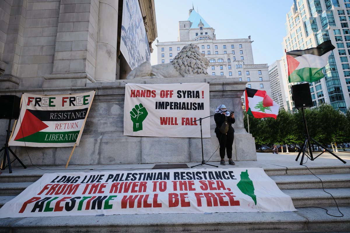 bds_vancouver's tweet photo. Great highlights from July 18 #HandsOffSyria rally in downtown Vancouver.
Photos Michael YC Tseng https://t.co/NwIprUpC6D
