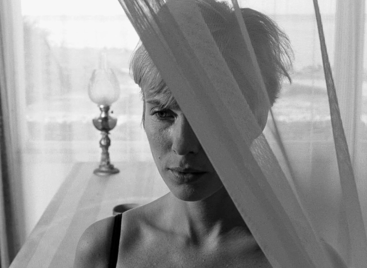 agvsfilm's tweet image. "I wonder what's really wrong with her."
Persona (1966)
dir. Ingmar Bergman