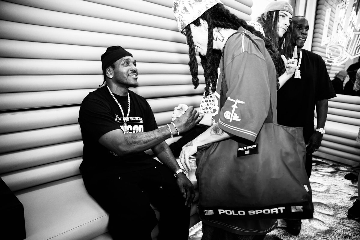 lifeofthom's tweet image. i go up to push congrats him on the album a - z slappers , tell him im working with plain pat & how this album really opened up a route / segway for what me and pat been building , push says thank you, plain pat waddup!