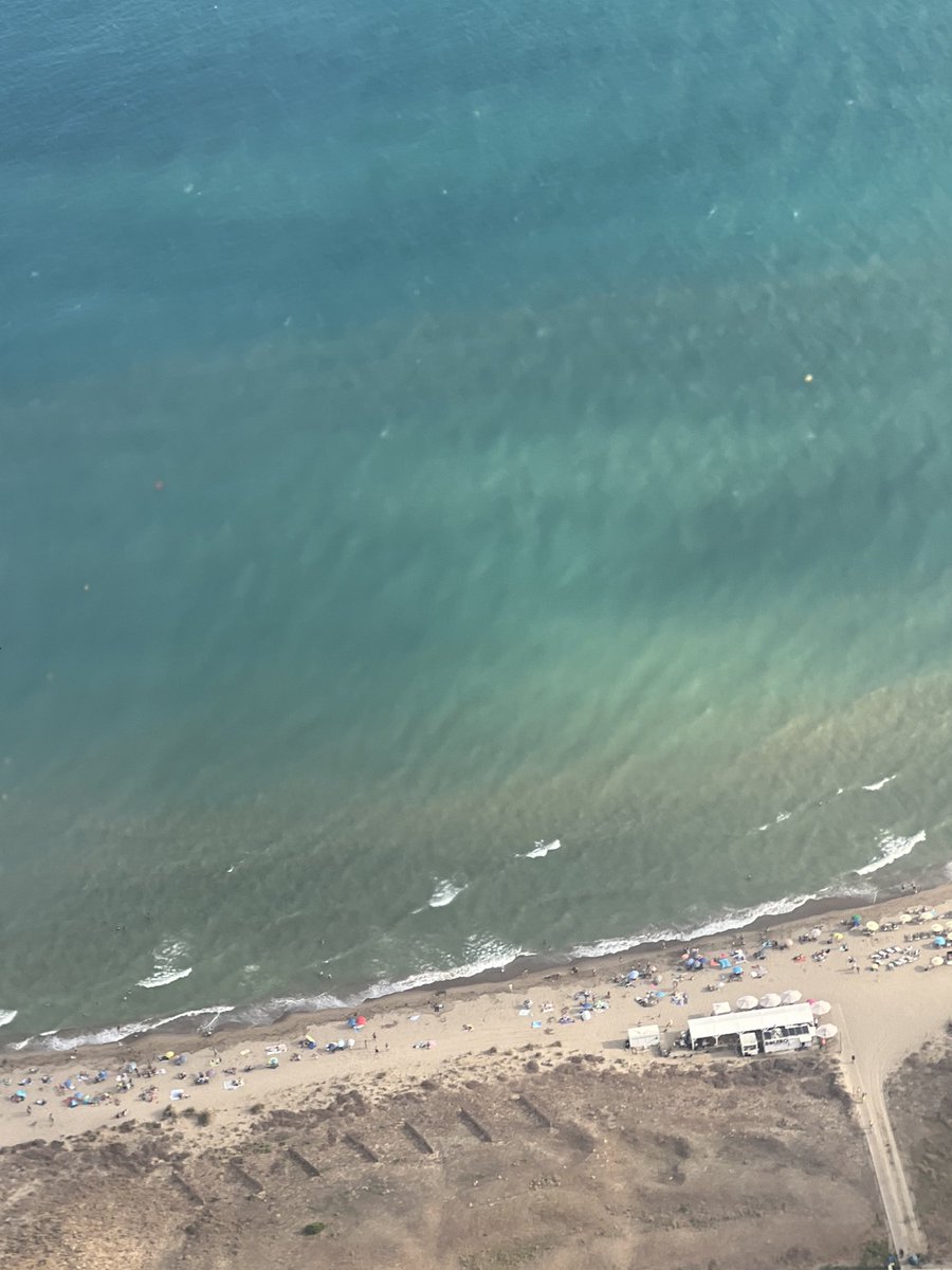 근사한 비행 끝에
바르셀로나 도착🛬