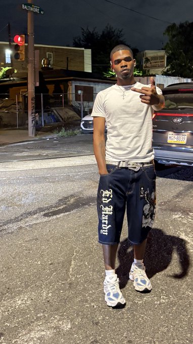 Watch XchangeGod's leaked NSFW photo on TwXstars