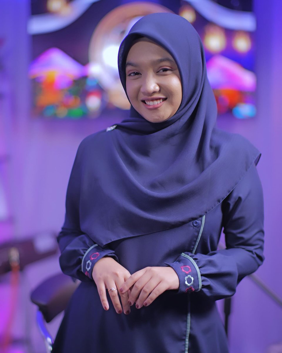 Suka Cewek Hijab tweet media