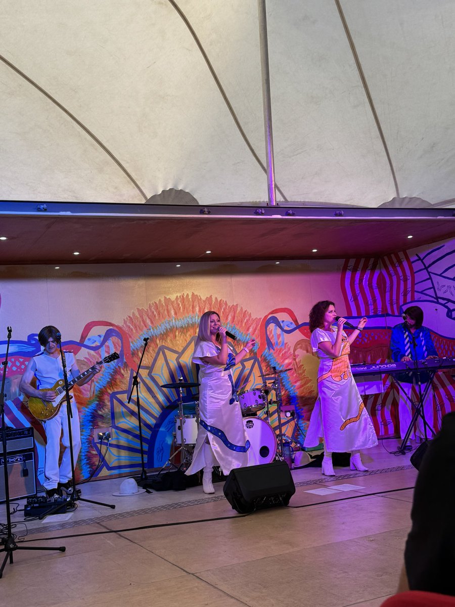 CllrMelClose's tweet image. ‘ABBA Mania’ at the MET (Mobile Event Tent) located in Larches for July.
We had a great night, and everyone had a great night !! @prestoncouncil @InCertainPlaces @Closie01