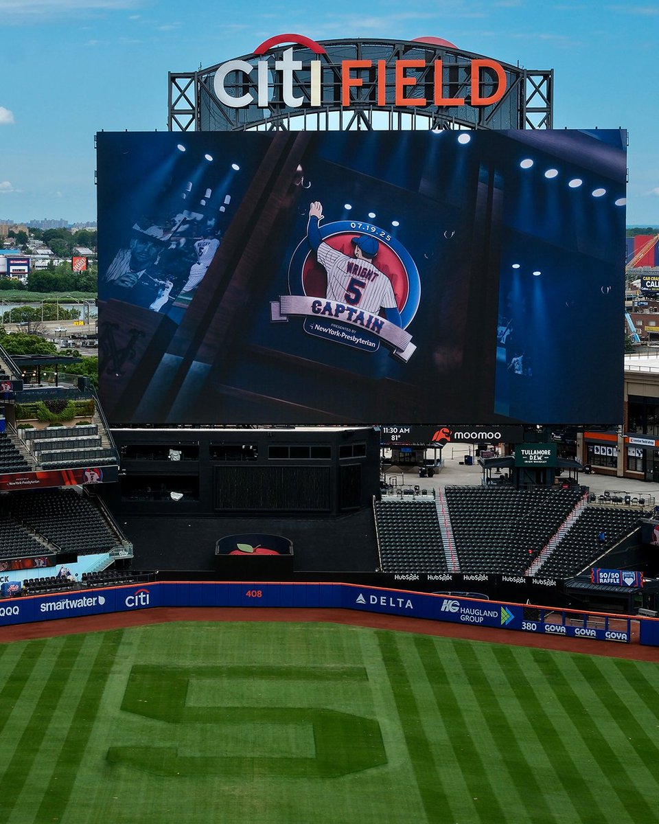 MLB tweet media
