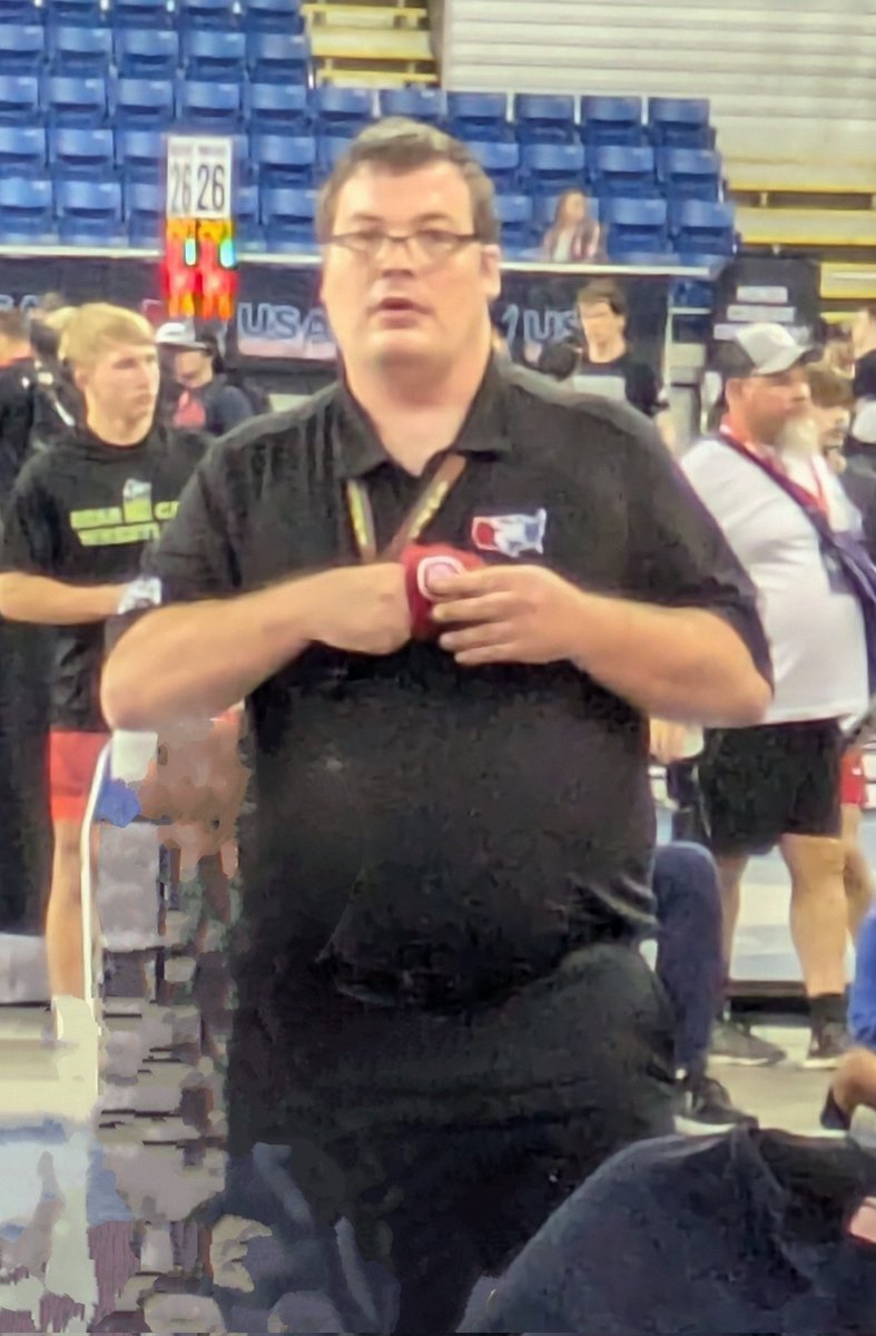Bubble Bass should not be officiating the Fargo Semi Finals.. Absolute screw job in Dunia's match... #Fargo2025