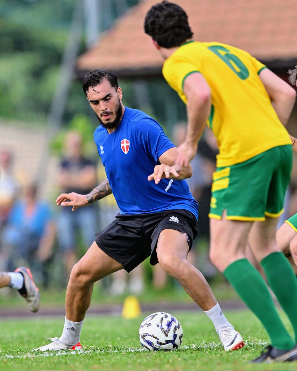 Termina 10-0 il primo test match stagionale ✅

A segno tre volte Asencio, due volte Attanasio, Citi, Da Graca, Gerardini, Donadio e Virisario

#ForzaNovara #NovaraFC #SerieCSkyWifi