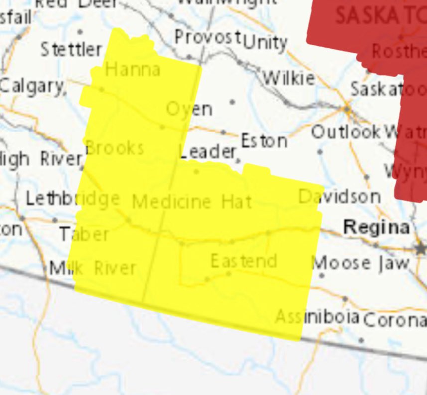 BraydonMoreSo's tweet image. Severe thunderstorm WATCHES issued for SE Alberta and SW Saskatchewan. SK mention that the threat for tornadoes will be monitored closely and a tornado watch may be required through the early afternoon hours. #skstorm #abstorm