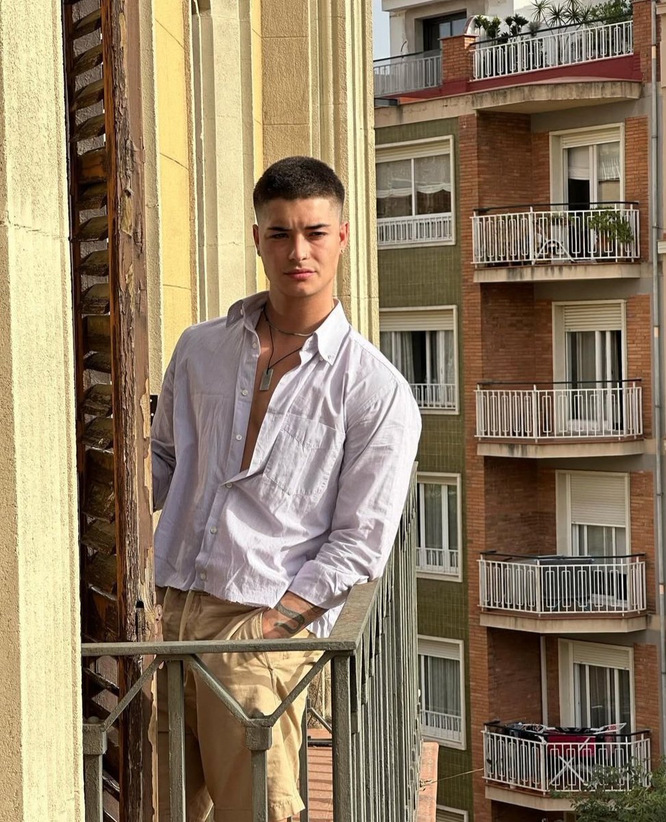* 𝒍orenzo tweet media