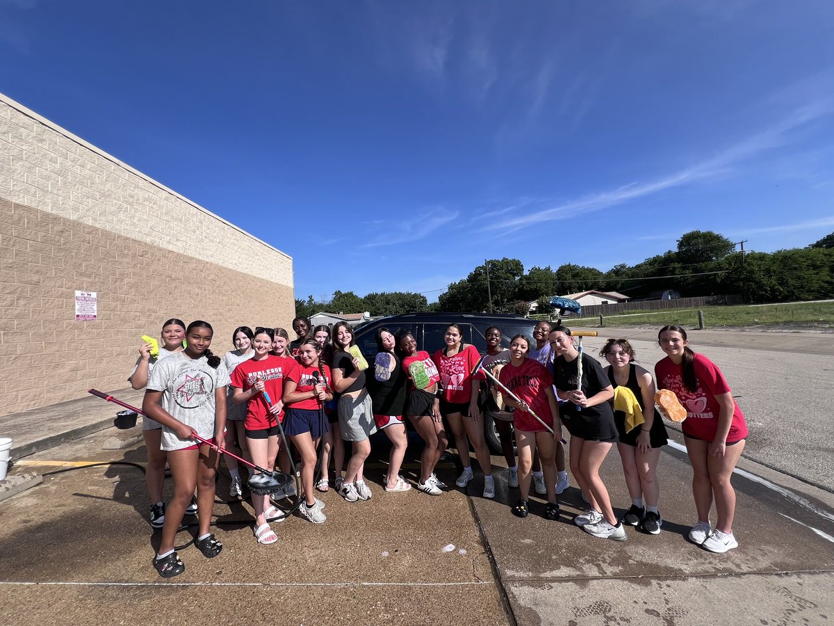 Elk Strutters ❤️ (@bhselkstrutters) on Twitter photo 🧼🚗💖 A HUGE thank you to everyone who came out to support our Strutter Car Wash!
Whether you drove through, donated, or cheered us on—we felt the love!
We couldn’t do it without our amazing community. BIG shoutout to our AMAZING parents for helping us! <a href="/PTanner34/">Phillip Tanner</a> 🧼🚗💖 A HUGE thank you to everyone who came out to support our Strutter Car Wash!
Whether you drove through, donated, or cheered us on—we felt the love!
We couldn’t do it without our amazing community. BIG shoutout to our AMAZING parents for helping us! <a href="/PTanner34/">Phillip Tanner</a>