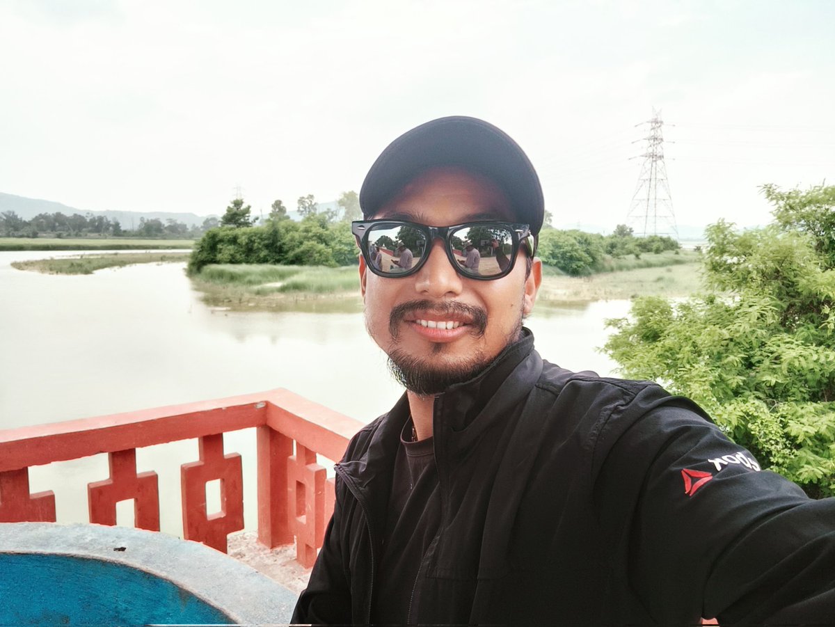 dryeye_dry2's tweet image. आजकल जिन्दगी संग रमाउन सिक्दैछु । 
शुभ रात्री 🙏🇳🇵