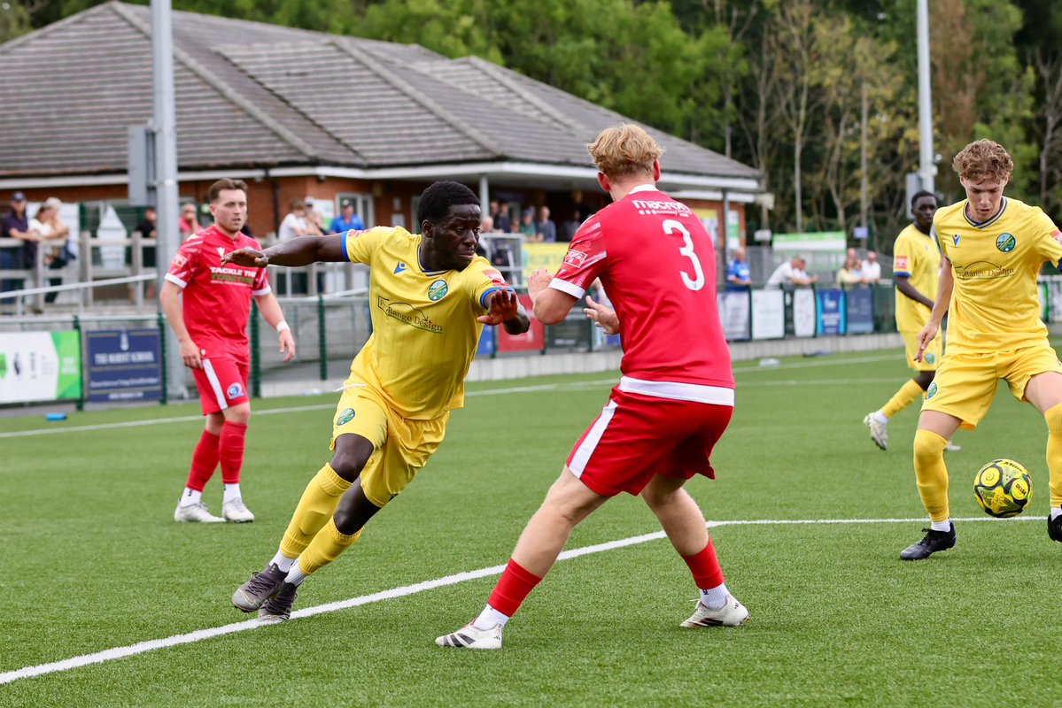 AscotUnitedFC's tweet image. More valuable minutes in the tank as we continue our build up to the start of the @IsthmianLeague season.
Wishing @thebearsbbhfc the best of luck for the coming season 🤝
#WeAreAscot #UpTheYellas💛💙