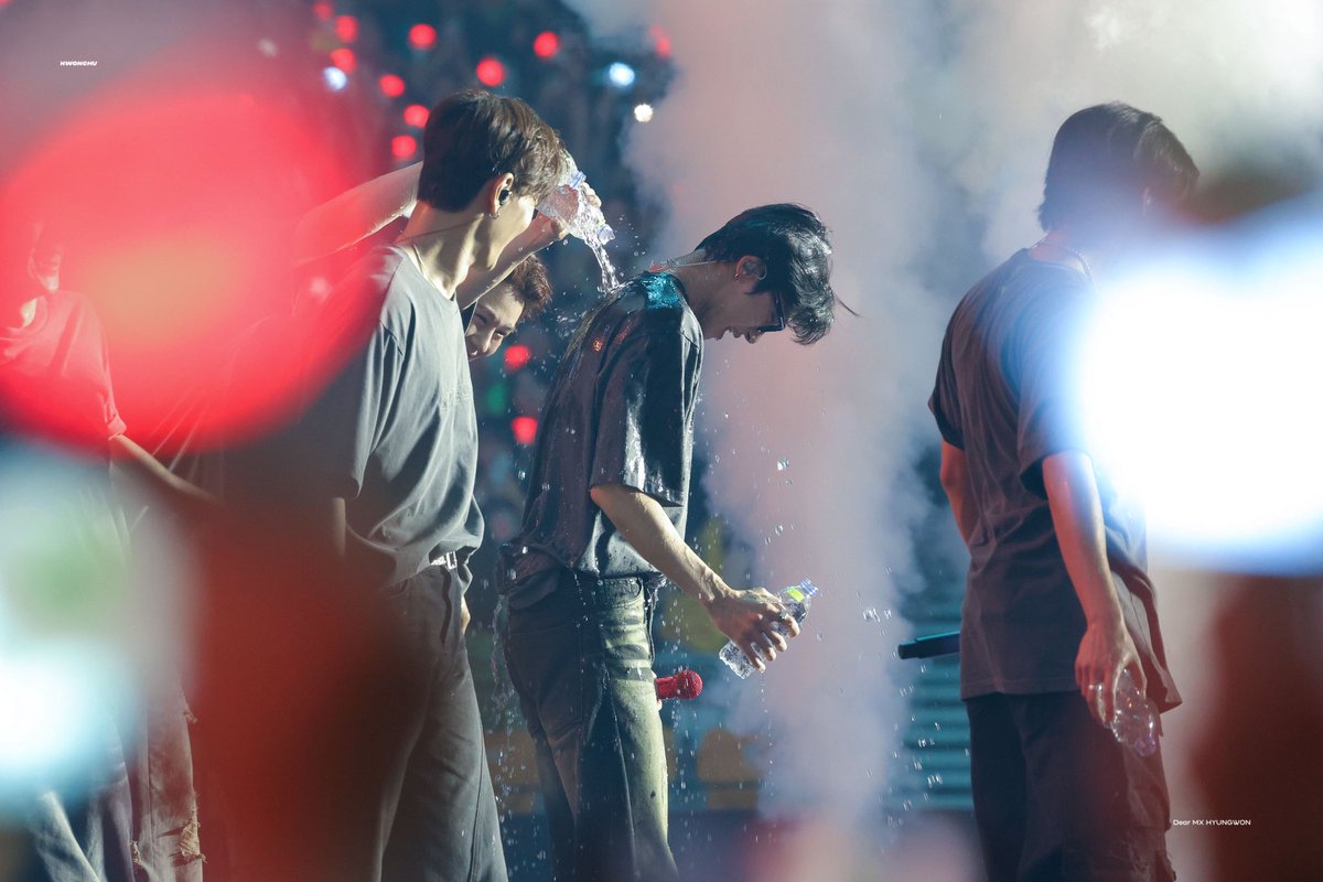 iwonchu_hw's tweet image. 250719  Connect X 형원
😂💙

#형원 #채형원 #HYUNGWON #몬스타엑스  #MONSTAX  #MONSTA_X