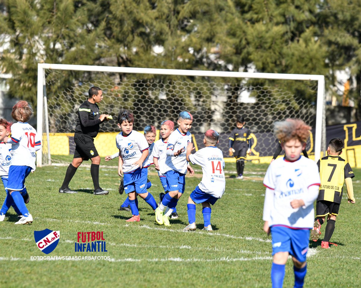 🔚 𝐅𝐈𝐍𝐀𝐋 𝐃𝐄𝐋 𝐏𝐀𝐑𝐓𝐈𝐃𝐎 𝐂𝐀𝐓𝐄𝐆𝐎𝐑𝐈́𝐀 𝟐𝟎𝟏𝟕:

#Nacional 1️⃣ - Peñarol 0️⃣

⚽️ Milán Fernández 

#CanteraInagotable | #ElClubGigante 🔵⚪️🔴