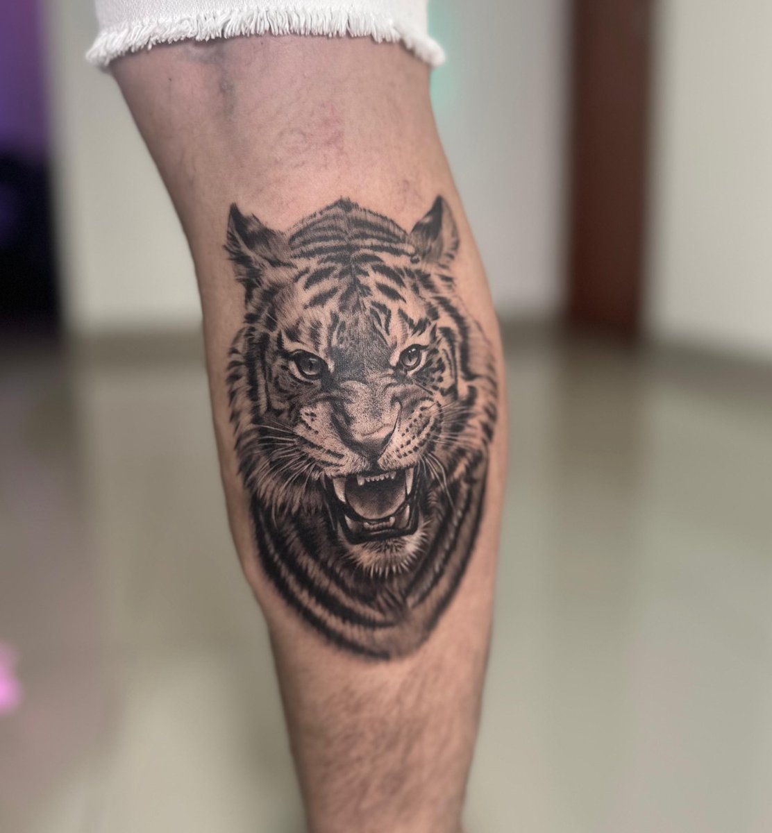 dayi920's tweet photo. Enamorada de este tattoo que hice https://t.co/xx6FAjKQYL