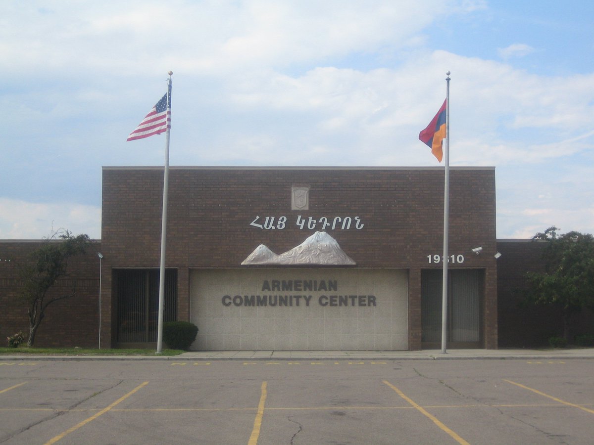 MarkWerling5's tweet image. Armenian Community Center in Dearborn, Michigan. Some of its founders survived the genocide in World War I. #Armenia #Dearborn