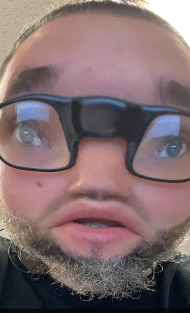 I shoulda never smoked that shit now I’m the Garcia’s hot air balloon