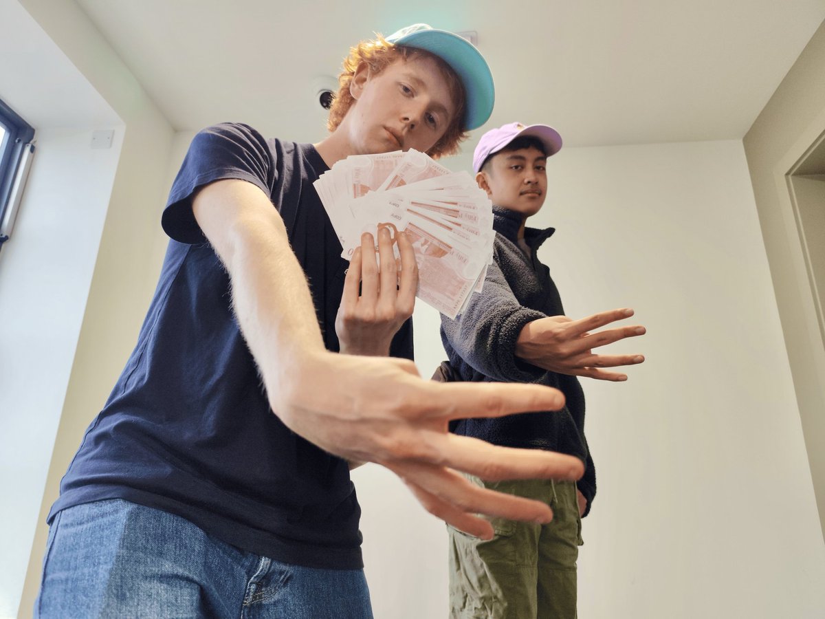 🚨🚨🚨STD MERCH DROP🚨🚨🚨

COP NOW:
ko-fi.com/s/f749ca49bb