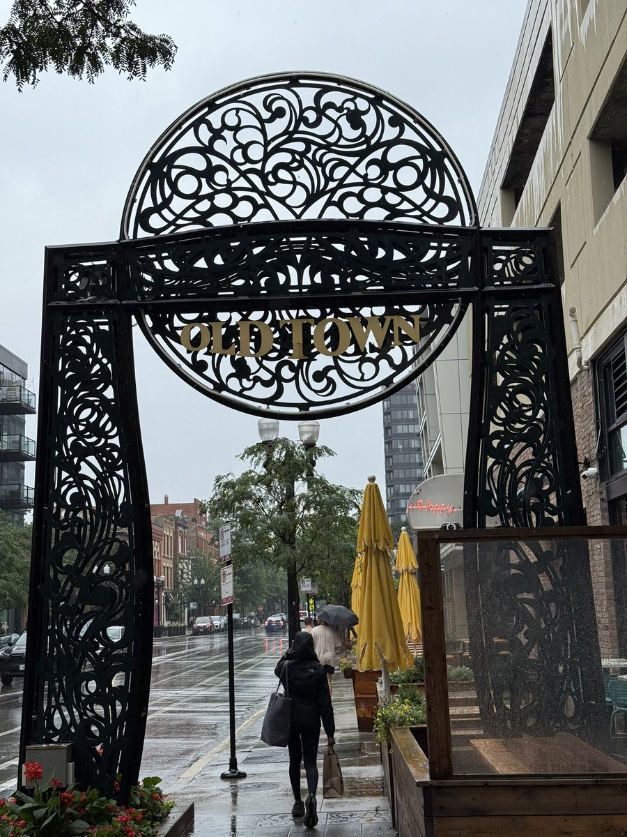 Eric_Erins's tweet photo. Abandon hope all ye who enter here https://t.co/8tboeLMCY4