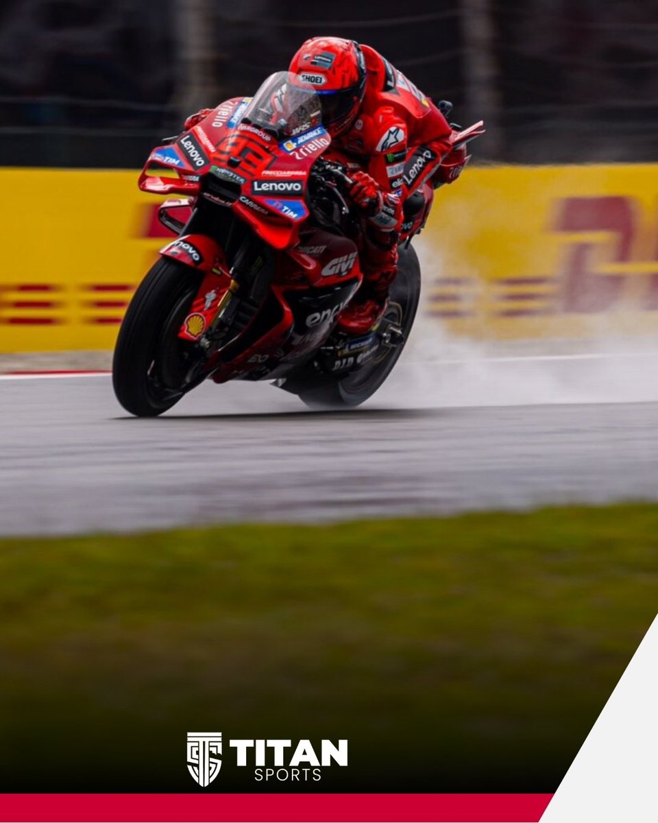 TitanSportsMx's tweet photo. 🏁 FALLA… PERO DOMINA
Marc Márquez marcó el mejor tiempo en Brno con solo 9 vueltas.
¡Y eso que su moto se apagó a mitad de sesión! 🔥
Revisa todos los detalles de su rendimiento y el impacto en el campeonato → https://t.co/5o6XJfFhrQ
#MotoGP #Marc93 #Brno2025 https://t.co/FToOFlGckk