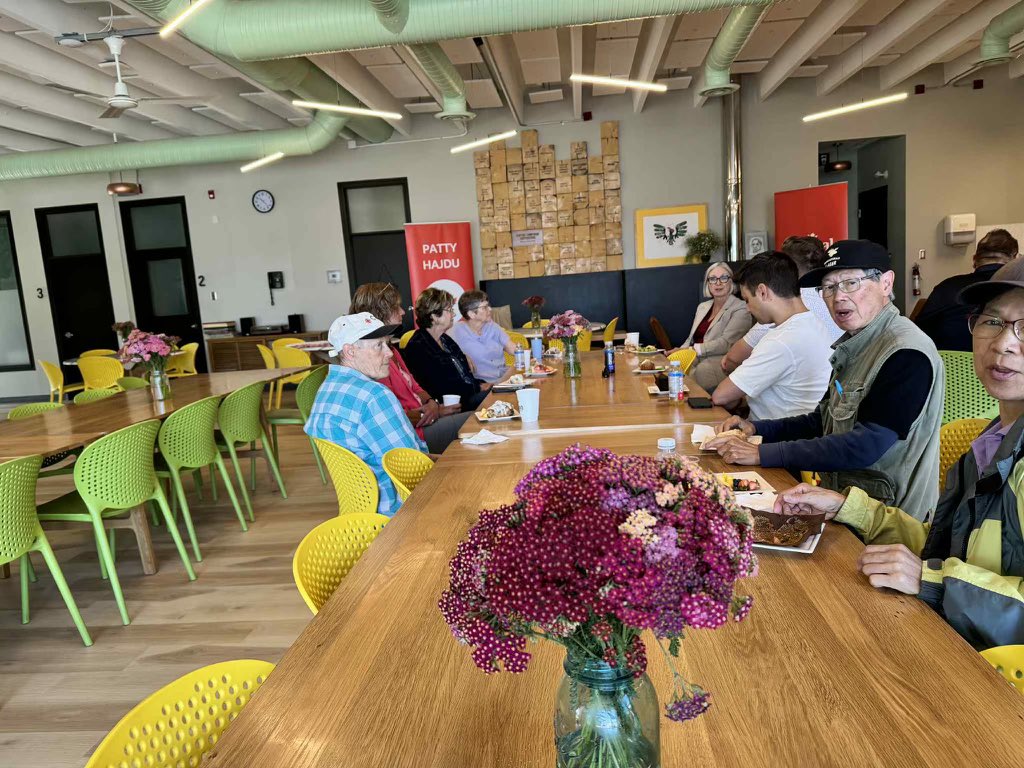 PattyHajdu's tweet image. Ce week-end, nous nous sommes réunis pour remercier les bénévoles qui ont donné de leur temps, de leur énergie et de leur cœur pour aider à construire un avenir meilleur. Merci d'avoir répondu présent. Nos progrès ne sont possibles que grâce à vous