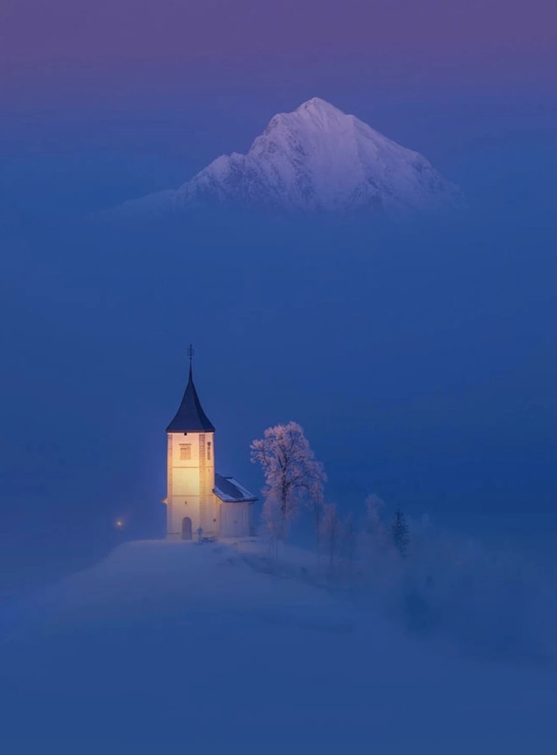 LeoAuteur's tweet photo. #Photo de Piotr Skrzypiec prise à #Jamnik, en #Slovénie, passez la plus douce des nuits à venir, à demain. https://t.co/FMKrKkva5p