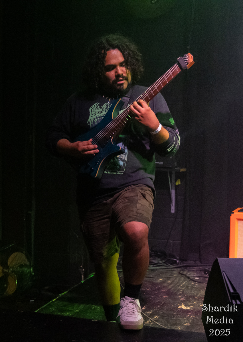 Wayne Edwards ~ Shardik Media (@we21011) on Twitter photo Fleshbore at Indy Metal Fest. 📷: Wayne Edwards. More photos at FFR, flyingfiddlesticks.com/2025/07/19/pho… <a href="/BlackCircleBeer/">Black Circle Brewing</a> #heavymetal #rock #hardrock #musicfestivals #livemusic #IndyMetalFest #BlackCircleMusicBar #Fleshbore #deathmetal #metalcore #deathcore #doom Fleshbore at Indy Metal Fest. 📷: Wayne Edwards. More photos at FFR, flyingfiddlesticks.com/2025/07/19/pho… <a href="/BlackCircleBeer/">Black Circle Brewing</a> #heavymetal #rock #hardrock #musicfestivals #livemusic #IndyMetalFest #BlackCircleMusicBar #Fleshbore #deathmetal #metalcore #deathcore #doom