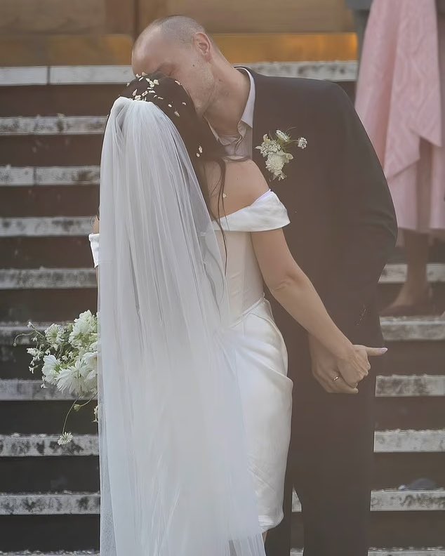 Husband &amp; wife! 💒