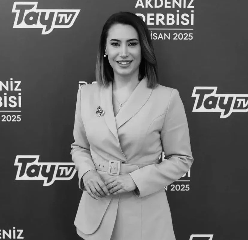 😢 Sözün bittiği yer…
Çok üzgünüz…
Nurlar içinde uyu güzel insan…