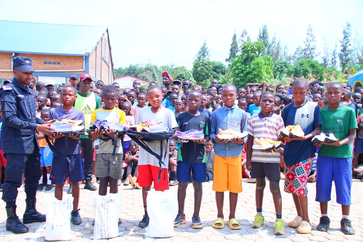 GSF_RC's tweet image. Congratulations to the 400 incredible kids who completed the 4th edition of #RunBugeseraCamp today! Over 8 days, children aged 7–13, gained life skills and received minor dental care. The camp ended joyfully with the awarding of food and shoes a week of growth & empowerment!