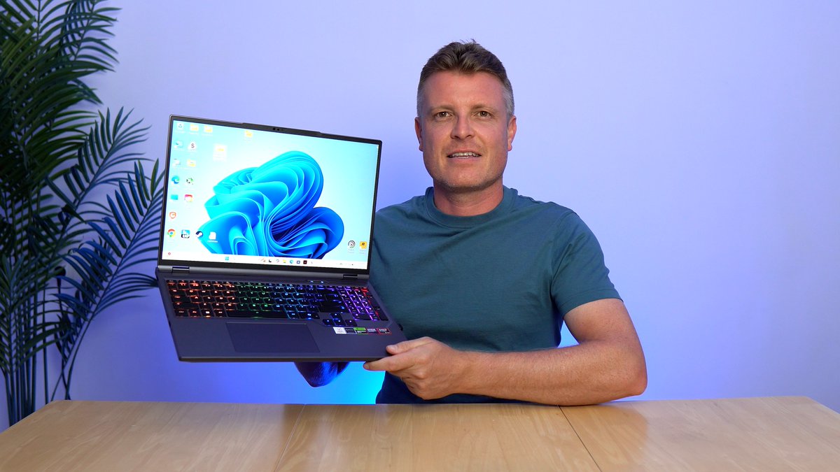 TechTabletscom's tweet photo. My review of Chuwi's premium gaming laptop is online in case you missed it. It features a powerful 16-core 9955HX processor and a 140W RTX 5070 Ti with 12GB of VRAM. Approx RTX 4080 mobile power. @ChuwiInUK https://t.co/rHqA5BOR33