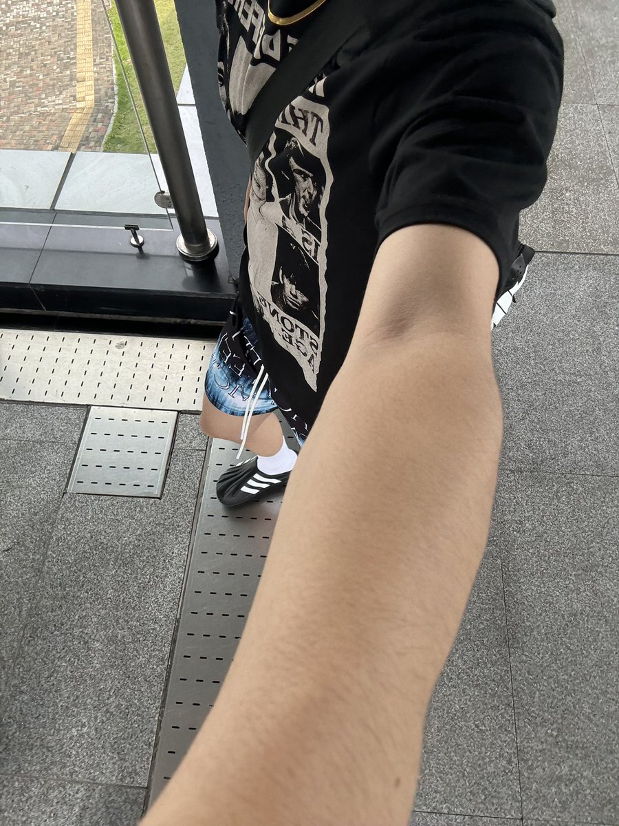 z5uuuu's tweet photo. 记录    #射屏 ＃意淫 ＃反差婊 #婊子 #贱货 ＃下贱 #母狗 ＃母猪  #站街女 #卖逼女
#奶罩 #内裤 ＃原味内内 https://t.co/ArGGsckqvT