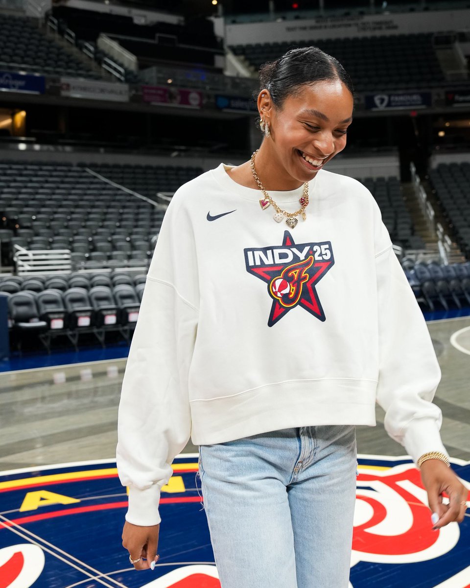 FeverTeamStore's tweet image. Counting down the hours until game time!
Need a last minute fit? Snag our Women's WNBA All-Star 2025 Indy Cropped Crewneck by Nike now so you're ready 🔥 buff.ly/mabwCuD