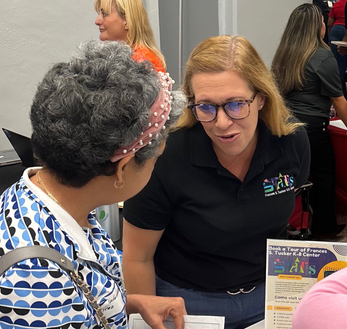 SuptDotres's tweet image. Back-to-school is just weeks away, and we're building something great.
Today’s Career Fair was a major step forward thanks to @MDCPS Human Capital Management. On-the-spot job offers were made to amazing candidates ready to make a difference on day one.
If you missed today’s…