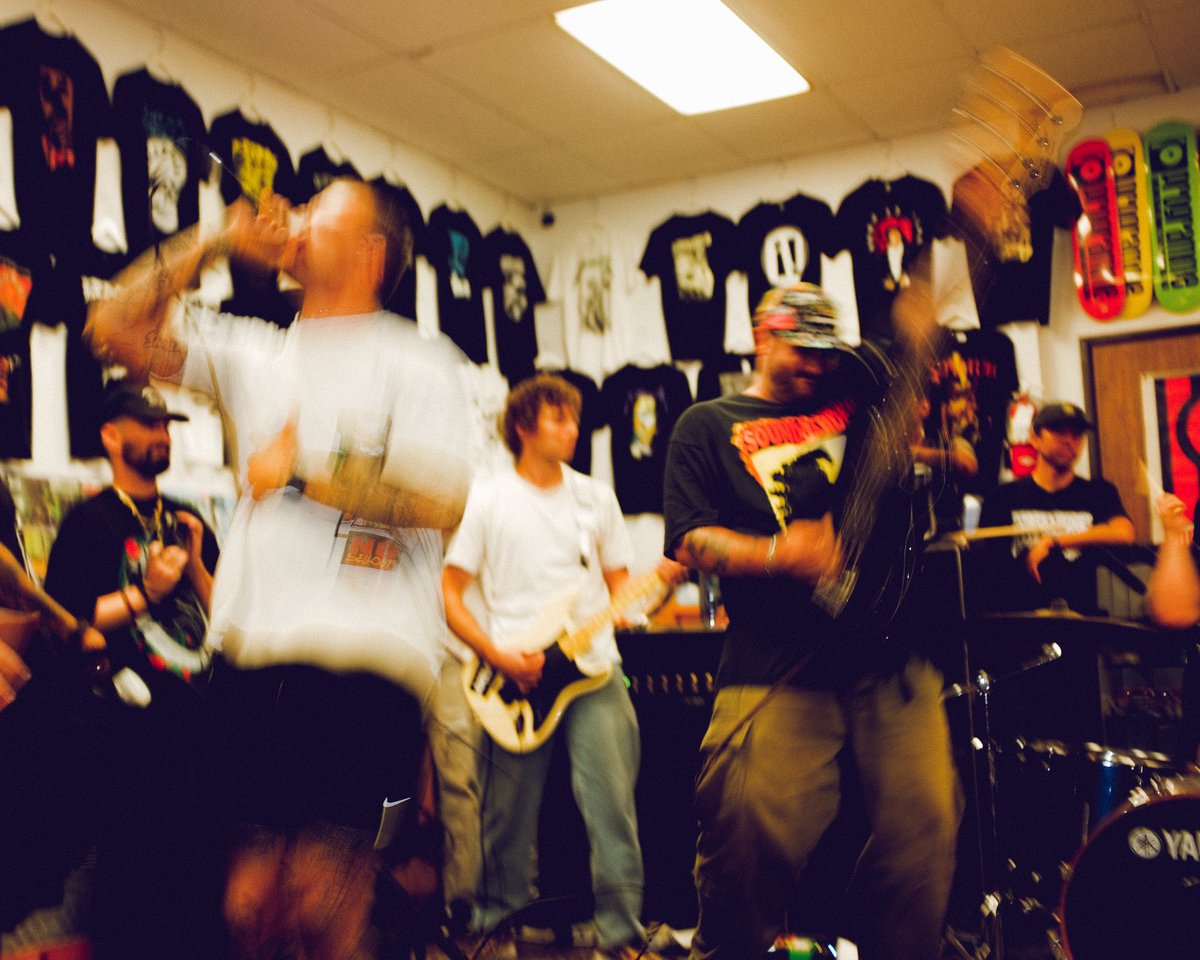 kiabadmeza's tweet image. Odd Man Out | 07.11.25