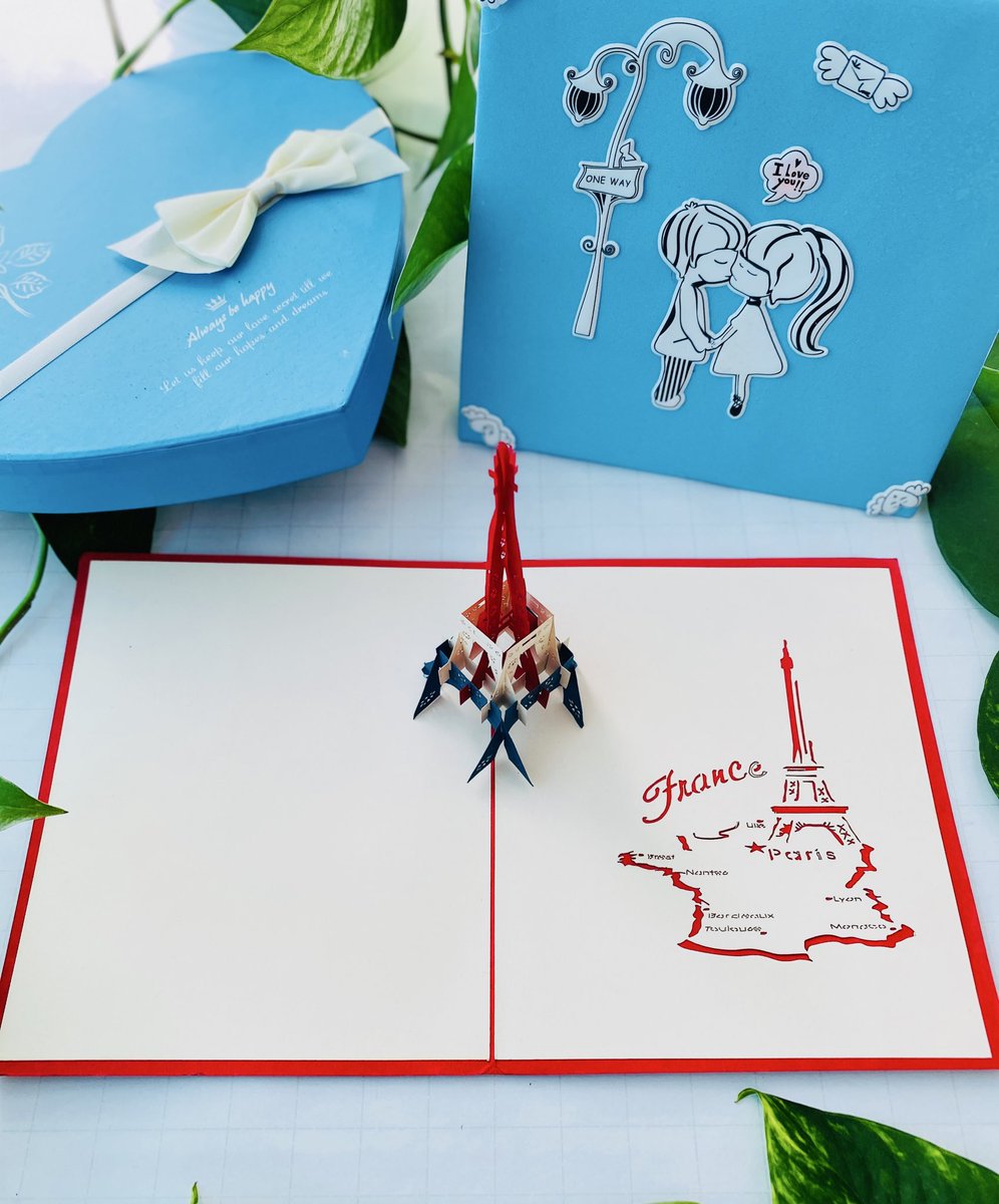 HandCrafted_Uk's tweet photo. Can’t fly to Paris? Send it instead 🇫🇷✈️
This 3D pop-up card brings the City of Love to their hands.
Almost sold out! Shop here : https://t.co/MxqqvZ3pq1 

#ParisVibes #love #popupcard 
#CityOfLove #gifttosomeone  #giftideas 
#EiffelTower #gifts #giftforsister  #giftcard 
#wow https://t.co/bNVKNIzyfF