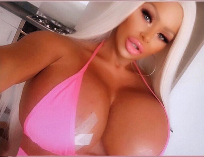 Watch Pink Bimbo Academy's leaked NSFW photo on TwXstars