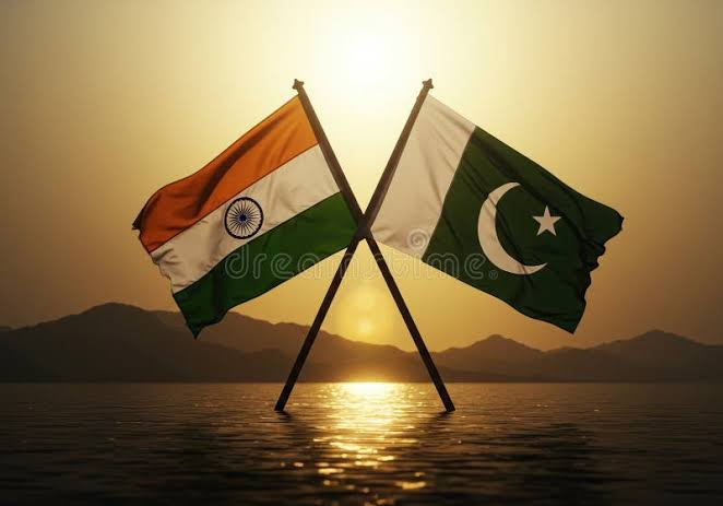 BRICSinfoar's tweet image. 🇮🇳🇵🇰🚨المجال الجوي الباكستاني سيبقى مغلقاً أمام الهند حتى 23 أغسطس.