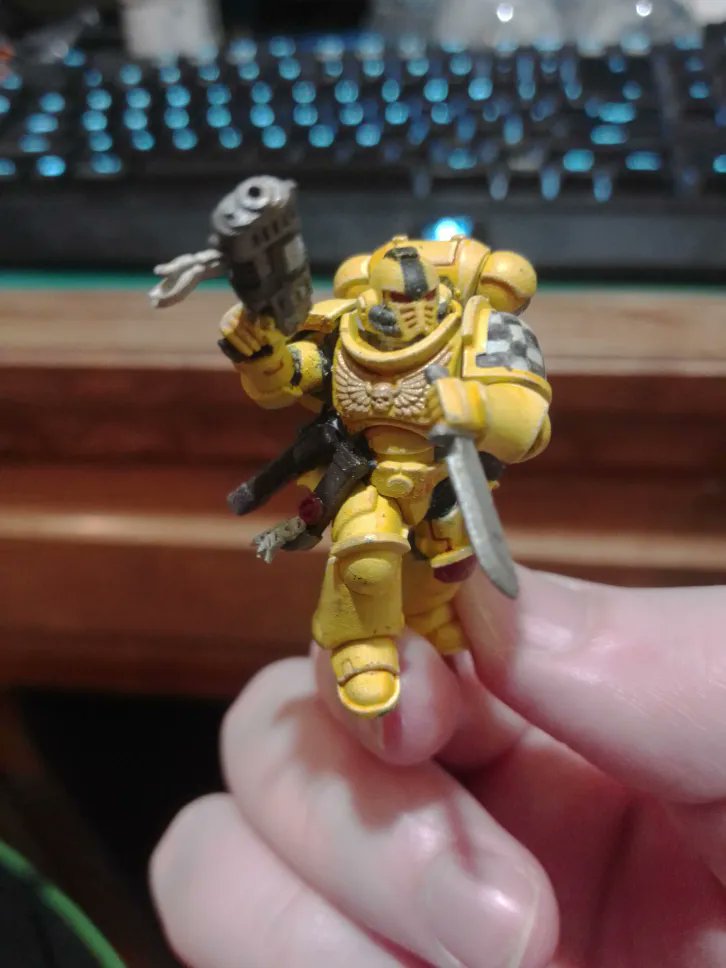 lost_in_Amber's tweet image. I totally forgot to post this, but here&apos;s another WIP of my Lamenters, @MaintainMantis picked out the parts to put on em :]