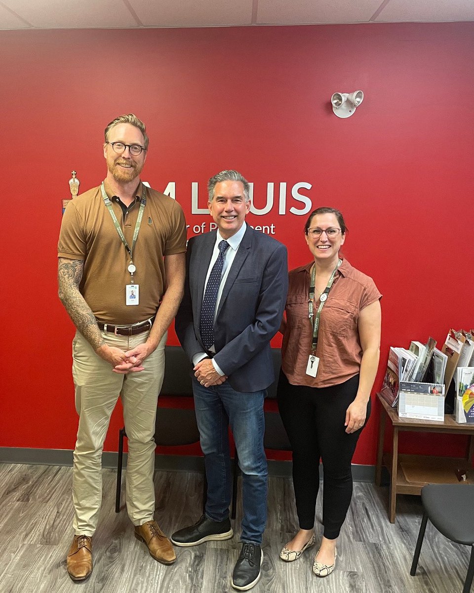 TimLouisKitCon's tweet image. I recently had the opportunity to meet with Eric Phillip and Roselind Horne from Thresholds Homes and Supports to learn more about the incredible work their team is doing. After attending their summer BBQ, I wanted to continue the conversation about how they support over 1,000…