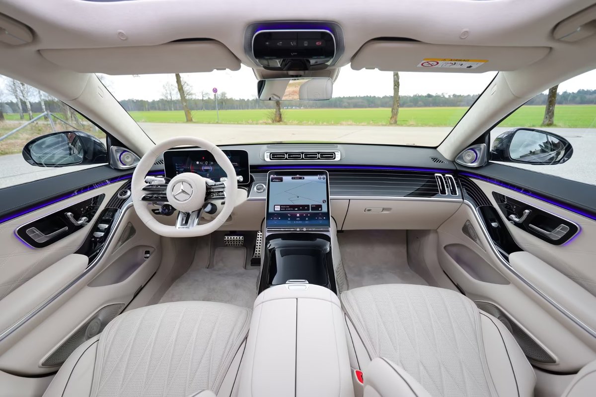 Earlsimxx's tweet image. Olive Green over Beige: W223 S63 AMG E Performance