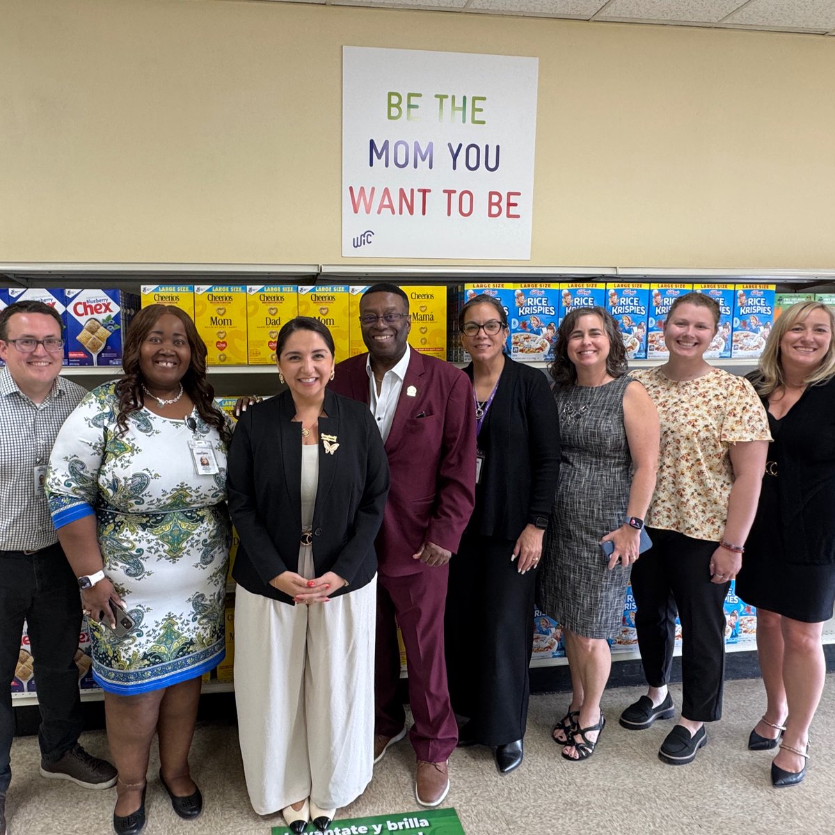 repdeliaramirez's tweet image. During my visit with the Community and Economic Development Association of Cook County at the Belmont Cragin WIC facility, I met with leaders who serve our neighbors with energy, housing, and nutrition assistance.
Orgs like CEDA are a lifeline for many families in #IL03, and I…