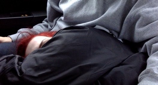 She fell asleep in the readers lap