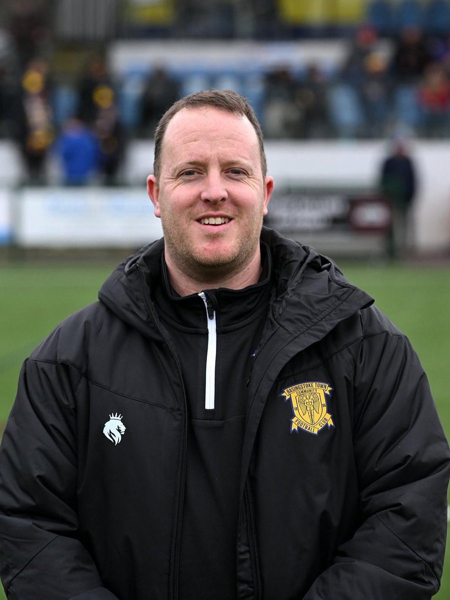 official_FGFC's tweet image. ๐ฃ 2025/26 RESERVE TEAM MANAGER CONFIRMED ๐ตโช๏ธ
Weโre delighted to confirm that Mark French joins our management team for the upcoming 2025/26 season at Frimley Green Football Club ๐
After a spell with Basingstoke town fc, Virginia waters fc and Andover Town fc he will beโฆ