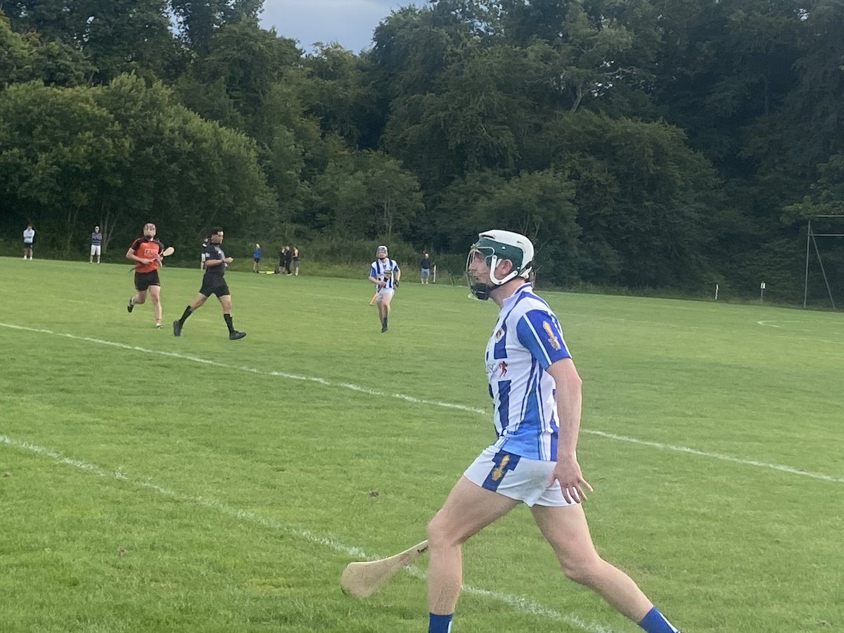 Sraithchomórtas Roinn 2 Naomh Eoin 0-11 Baile Buadáin Naomh Éanna 1-13. Cúig nóimead sa dara leath caite