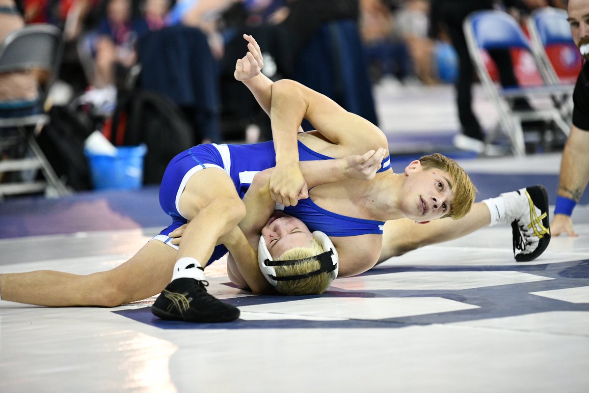 NEBwrestle's tweet image. Greco All-Americans!
JR
190: Adonis Bonar is in the FINALS!
106: Ace Schweitzer
120: Cruzer Dominguez
132: Kiernan Meink
157: Logan Glynn
16U
138: Brody Schmitt
157: Kaleb Griffith
📸 @Mogui131
