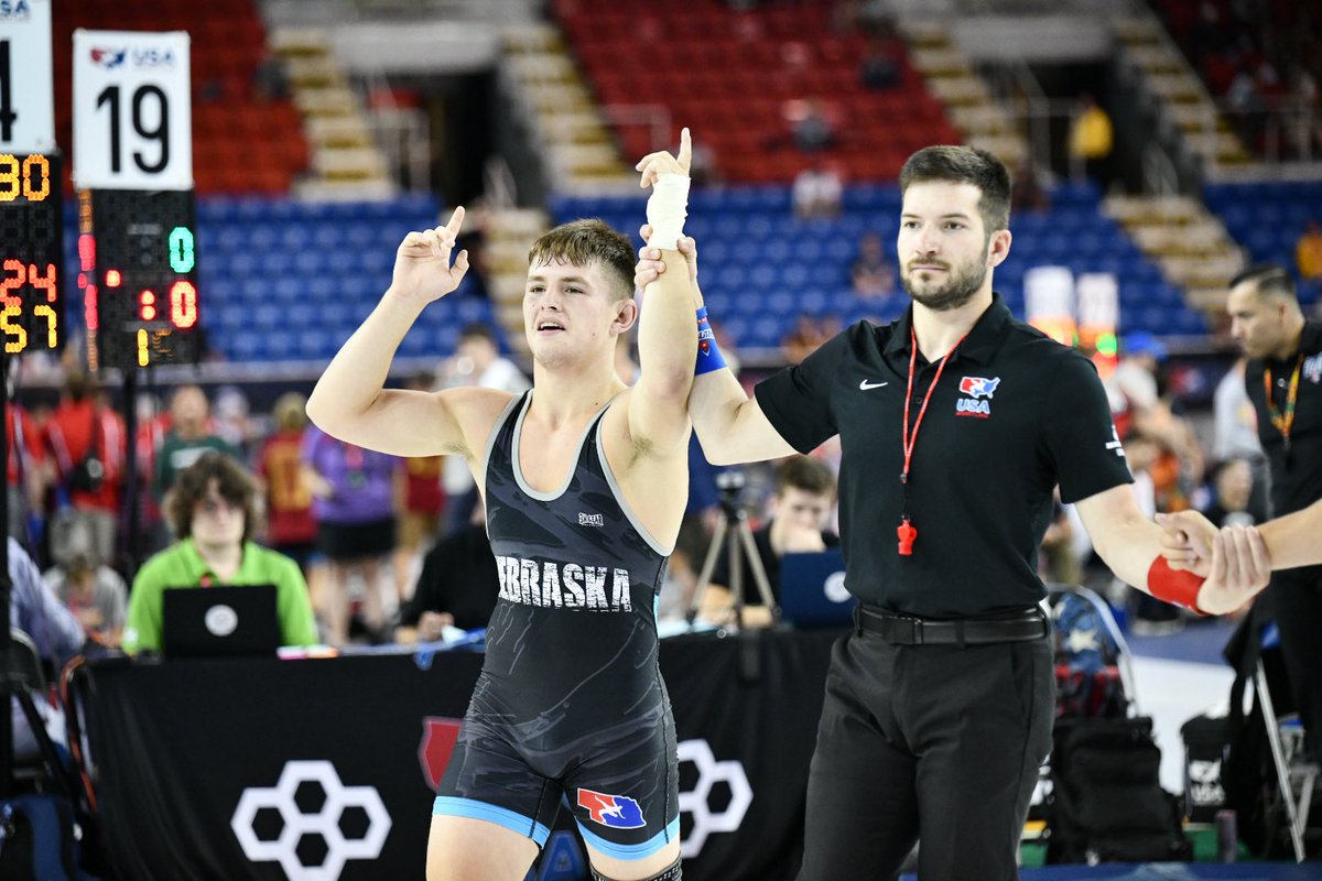 NEBwrestle's tweet image. Greco All-Americans!
JR
190: Adonis Bonar is in the FINALS!
106: Ace Schweitzer
120: Cruzer Dominguez
132: Kiernan Meink
157: Logan Glynn
16U
138: Brody Schmitt
157: Kaleb Griffith
📸 @Mogui131