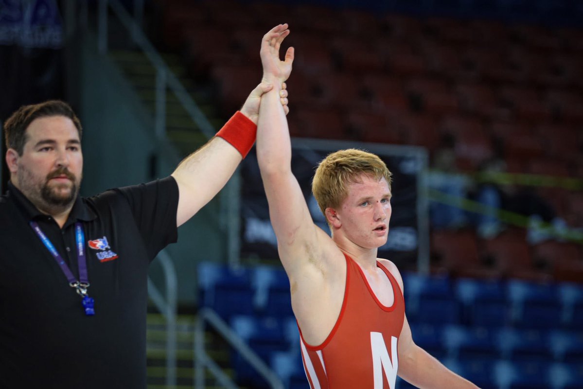 NEBwrestle's tweet image. Greco All-Americans!
JR
190: Adonis Bonar is in the FINALS!
106: Ace Schweitzer
120: Cruzer Dominguez
132: Kiernan Meink
157: Logan Glynn
16U
138: Brody Schmitt
157: Kaleb Griffith
📸 @Mogui131