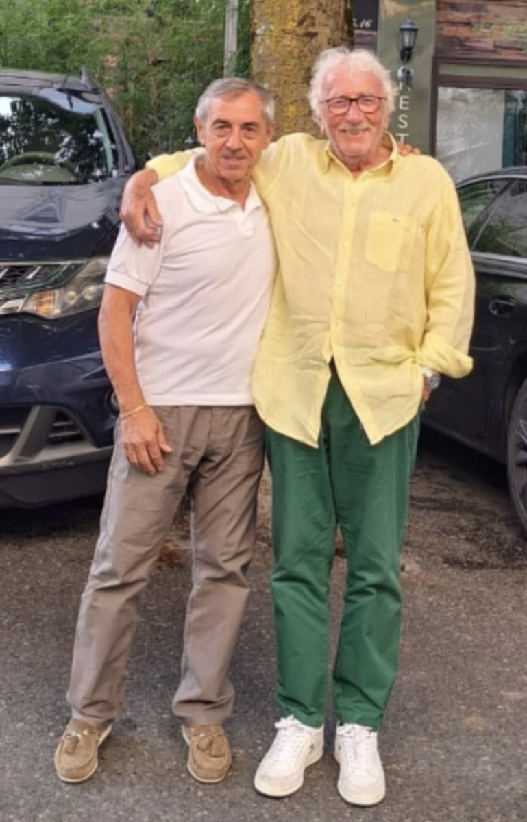Variétés C.F. (@varietescf) on Twitter photo Notre Président <a href="/JacquesVendroux/">Jacques Vendroux</a> et notre vice président Alain Giresse, ensemble à Aubenas pour préparer la nouvelle saison.
📆 Reprise le samedi 6 septembre pour inaugurer le stade Just Fontaine, dans le 17eme, Porte d’Asnières. Notre Président <a href="/JacquesVendroux/">Jacques Vendroux</a> et notre vice président Alain Giresse, ensemble à Aubenas pour préparer la nouvelle saison.
📆 Reprise le samedi 6 septembre pour inaugurer le stade Just Fontaine, dans le 17eme, Porte d’Asnières.