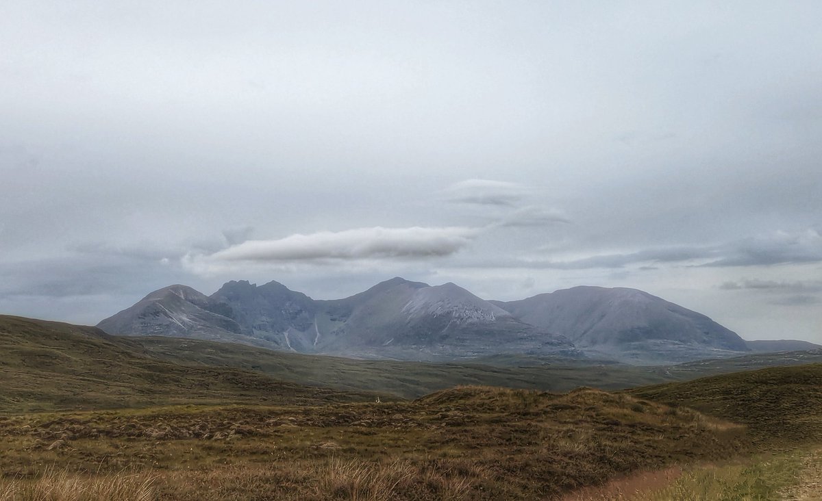 RedRiverCroft's tweet image. A big weather change this afternoon. Rain clouds gathering, mists rising (with midges) and a warm breeze by the sea. We badly need rain but we're already missing the sun!
An Teallach from 'Destitution Road', Wester Ross, Scottish Highlands.