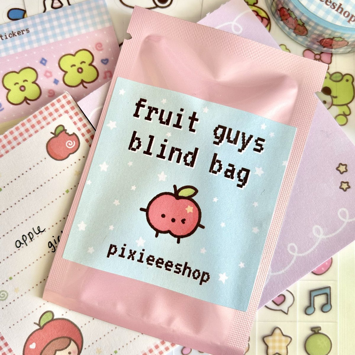 pixieeeshop's tweet image. packing all orders tomorrow if ur heart desires anything &lt;3
